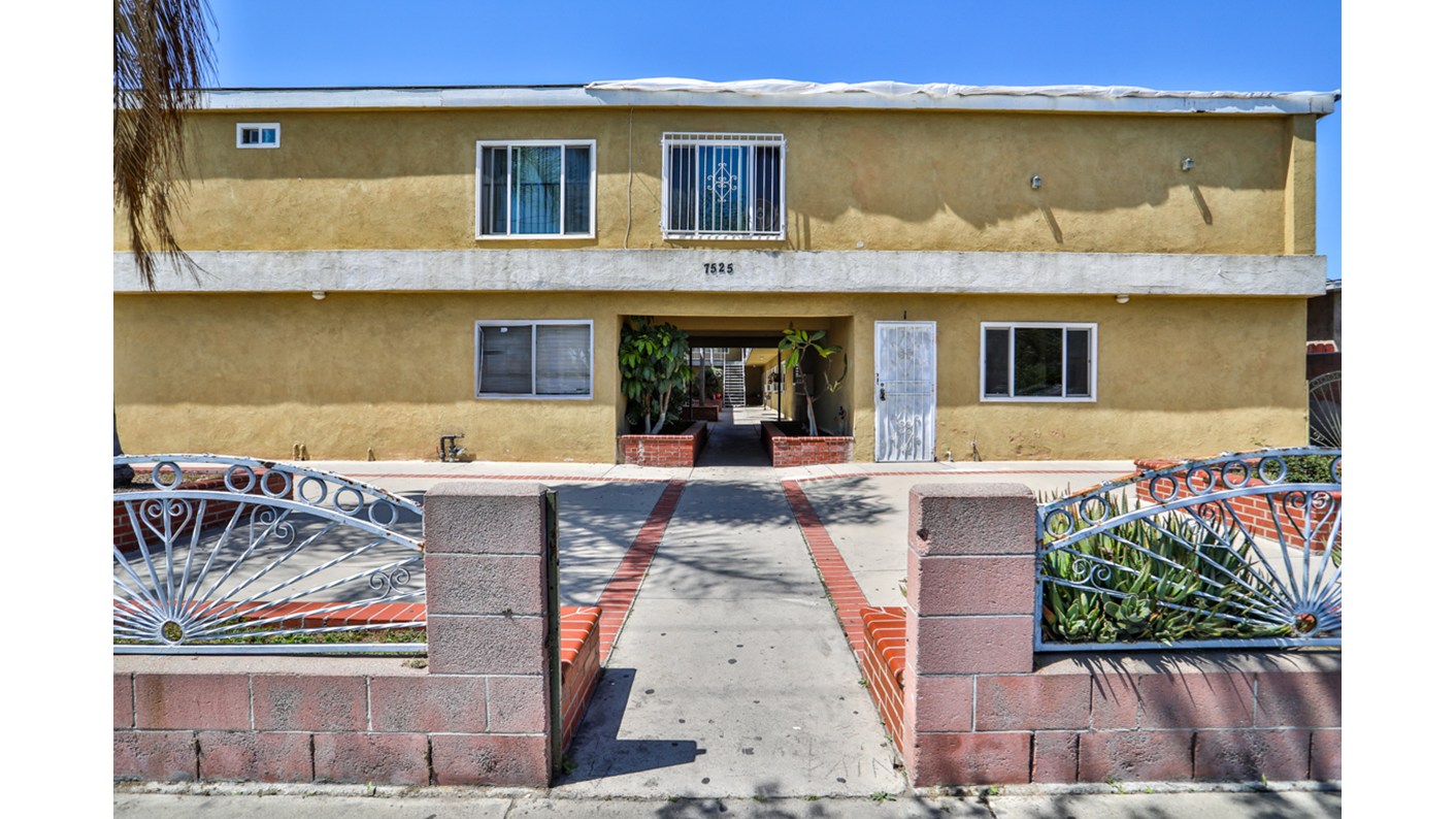 7525 Jaboneria Road, Bell Gardens, CA 90201