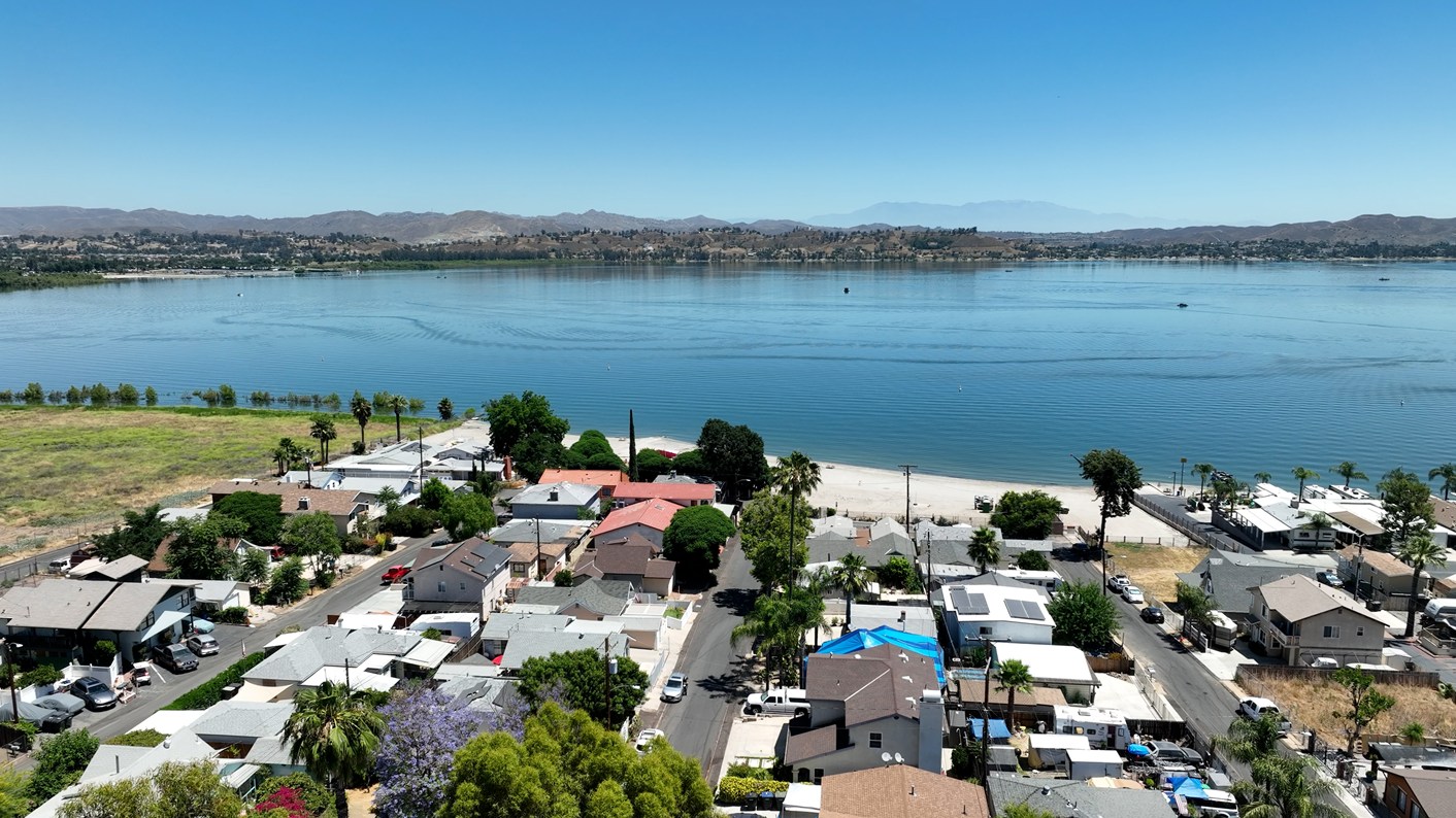 32902 Cedar Drive, Lake Elsinore, CA 92530