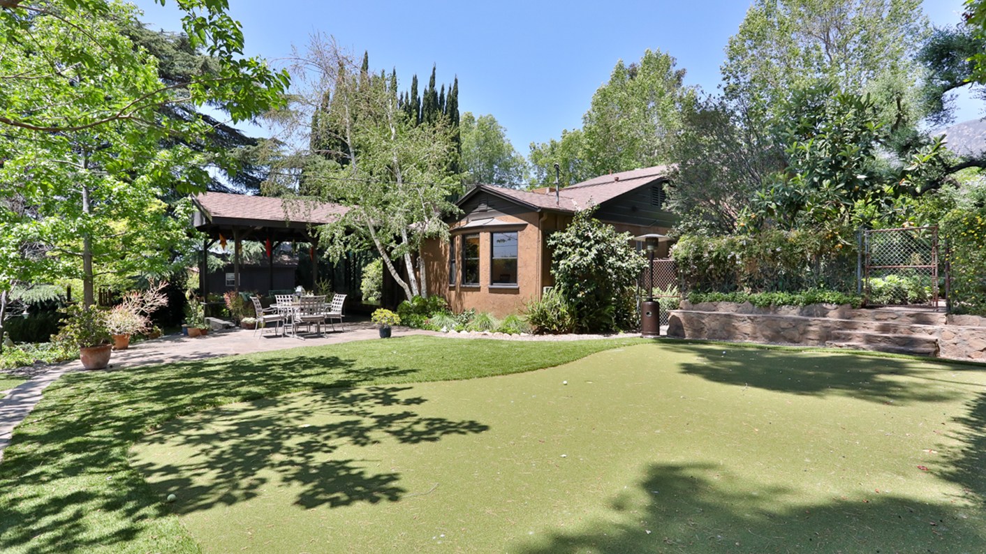 2505 Laughlin Avenue, La Crescenta-Montrose, CA 91214