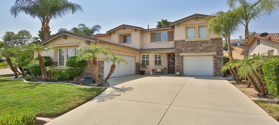 1876 Riverstone Street, Corona, CA 92883