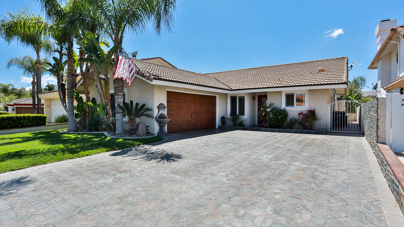 30219 White Wake Drive, Canyon Lake, CA 92587