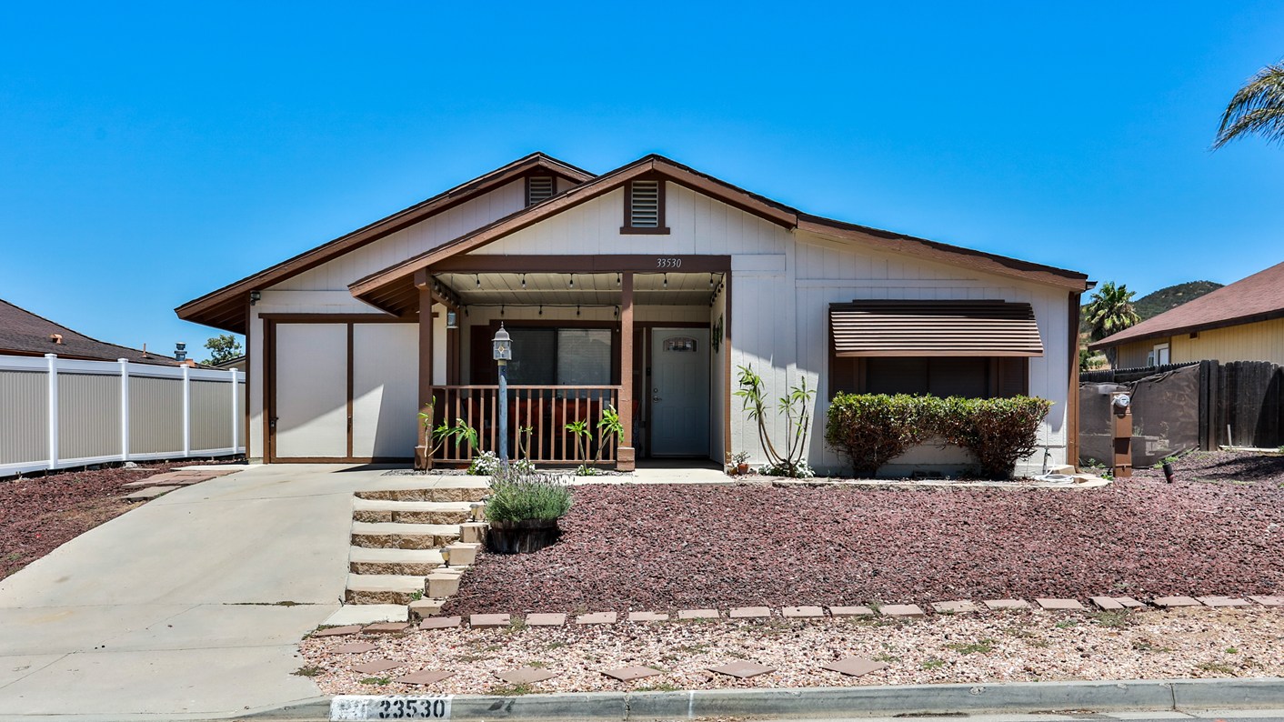 33530 Harvest Way East, Wildomar, CA 92595