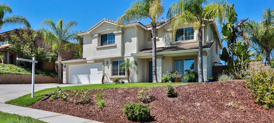 4032 Bennett Avenue, Corona, CA 92883