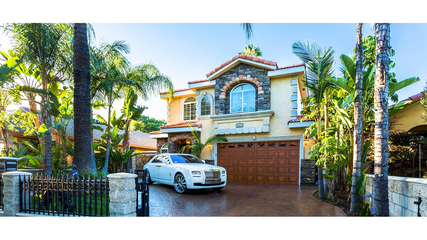 3205 Estado Street, Pasadena, CA 91107