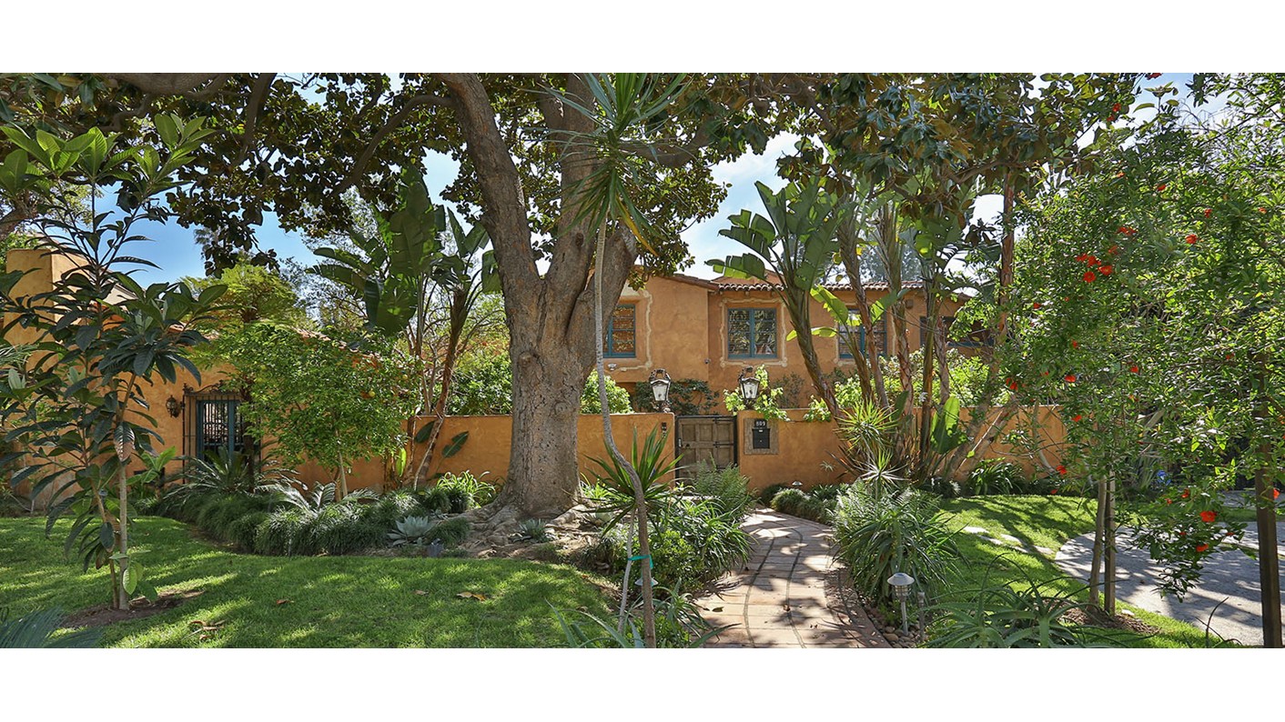 809 North Roxbury Drive, Beverly Hills, CA 90210