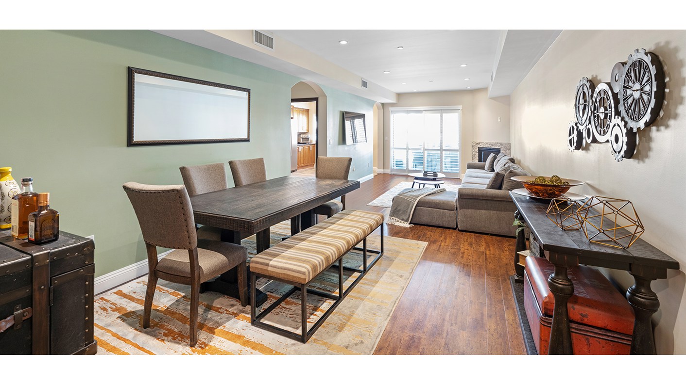 11218 Camarillo Street 106, Toluca Lake, CA 91602