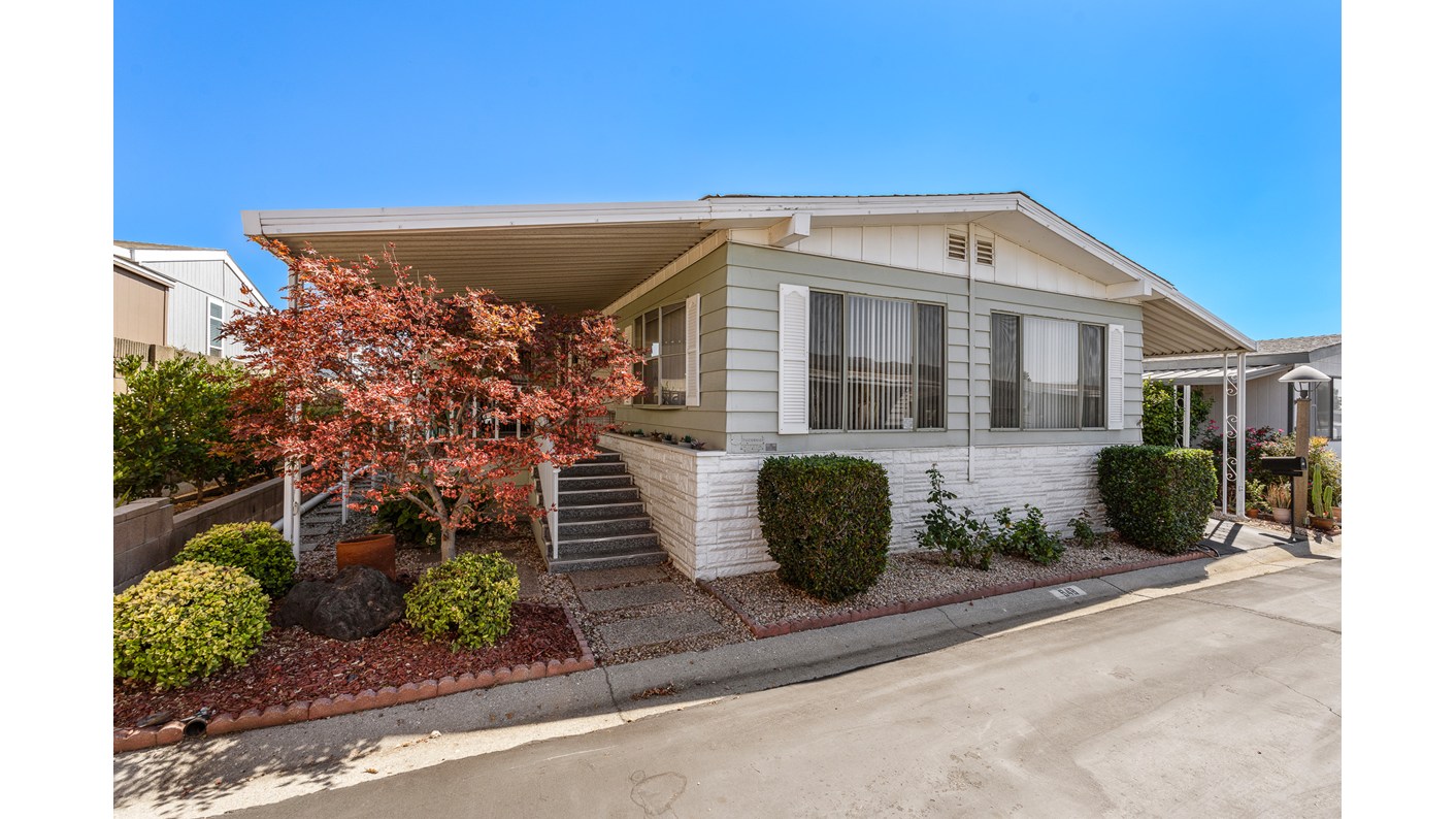 4095 Fruit Street Space 948, La Verne, CA 91750