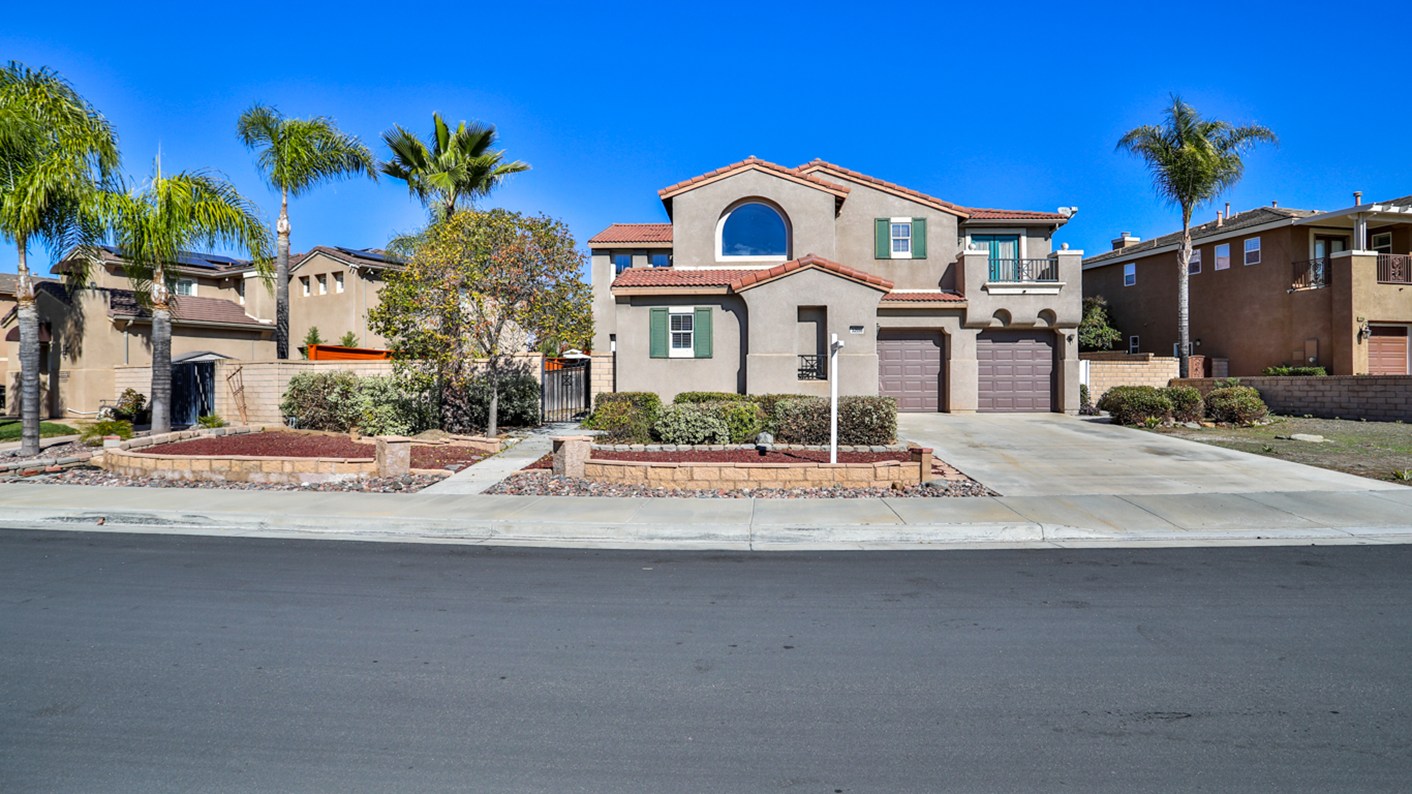 32556 Cottonwood Road, Winchester, CA 92596