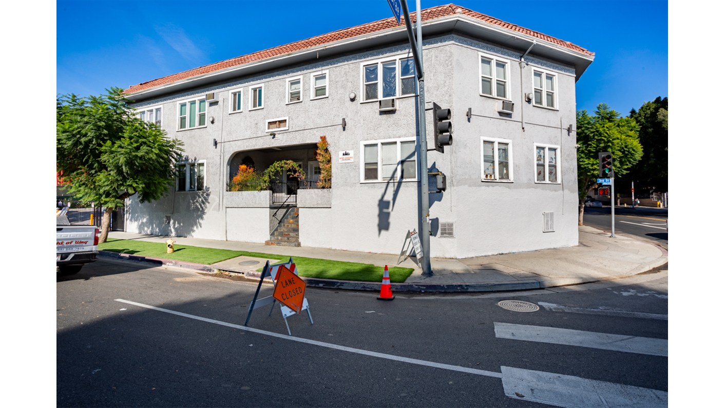 1901 West 3rd Street, Los Angeles, CA 90057