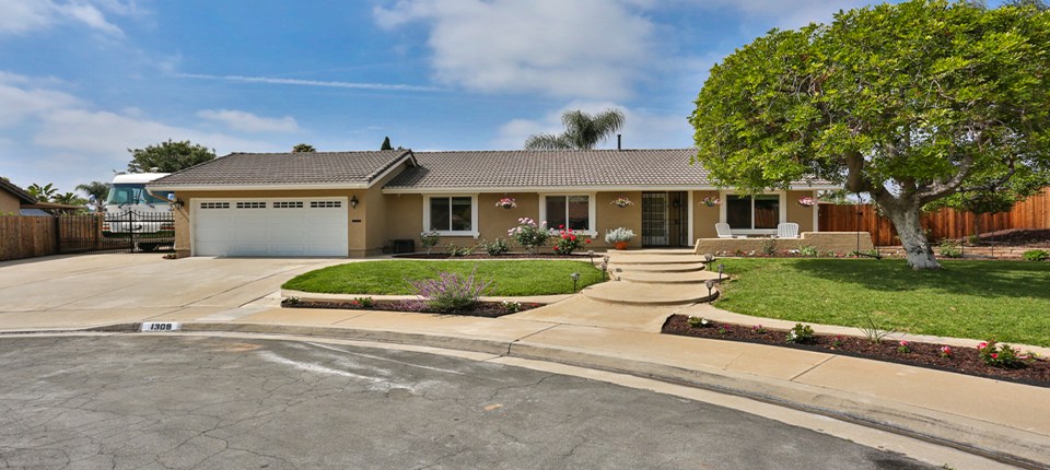 1309 Paseo Corto, San Dimas, CA 91773