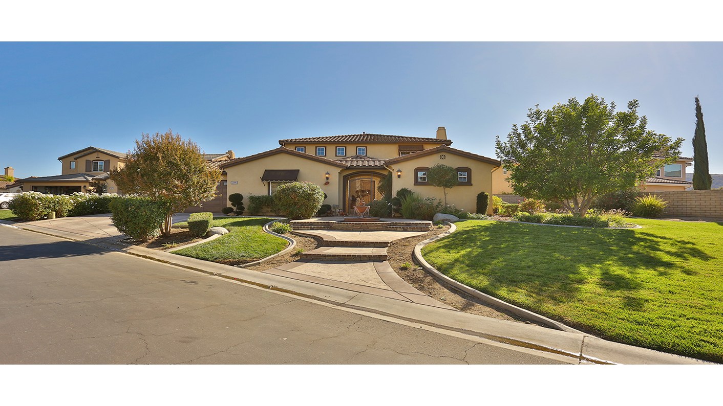 22861 Royal Adelaide Drive, Murrieta, CA 92562