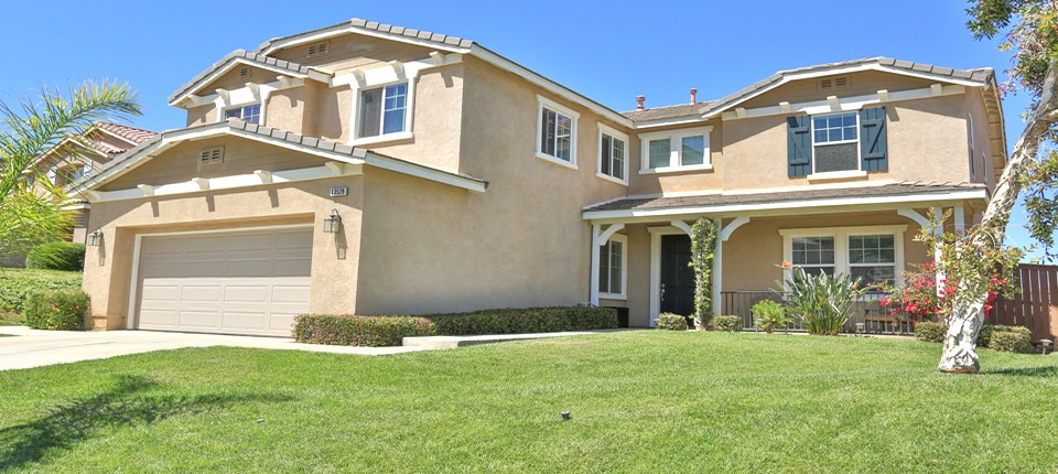 13528 Silver Stirrup Dr, Corona, CA 92883