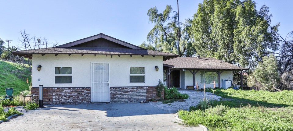 1515 Taber Street, Corona, CA 92881