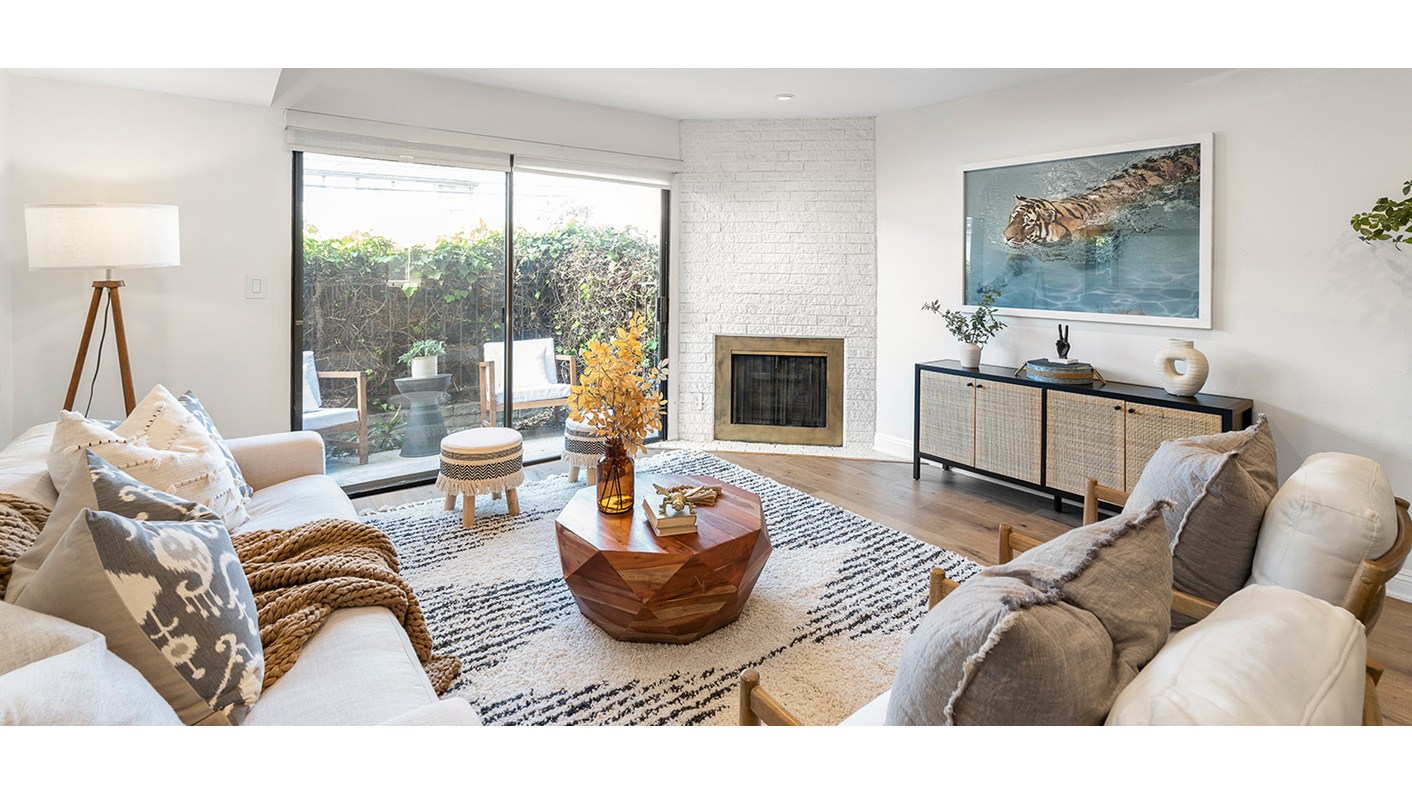 1805 South Barrington Avenue Unit 10, Los Angeles, CA 90025