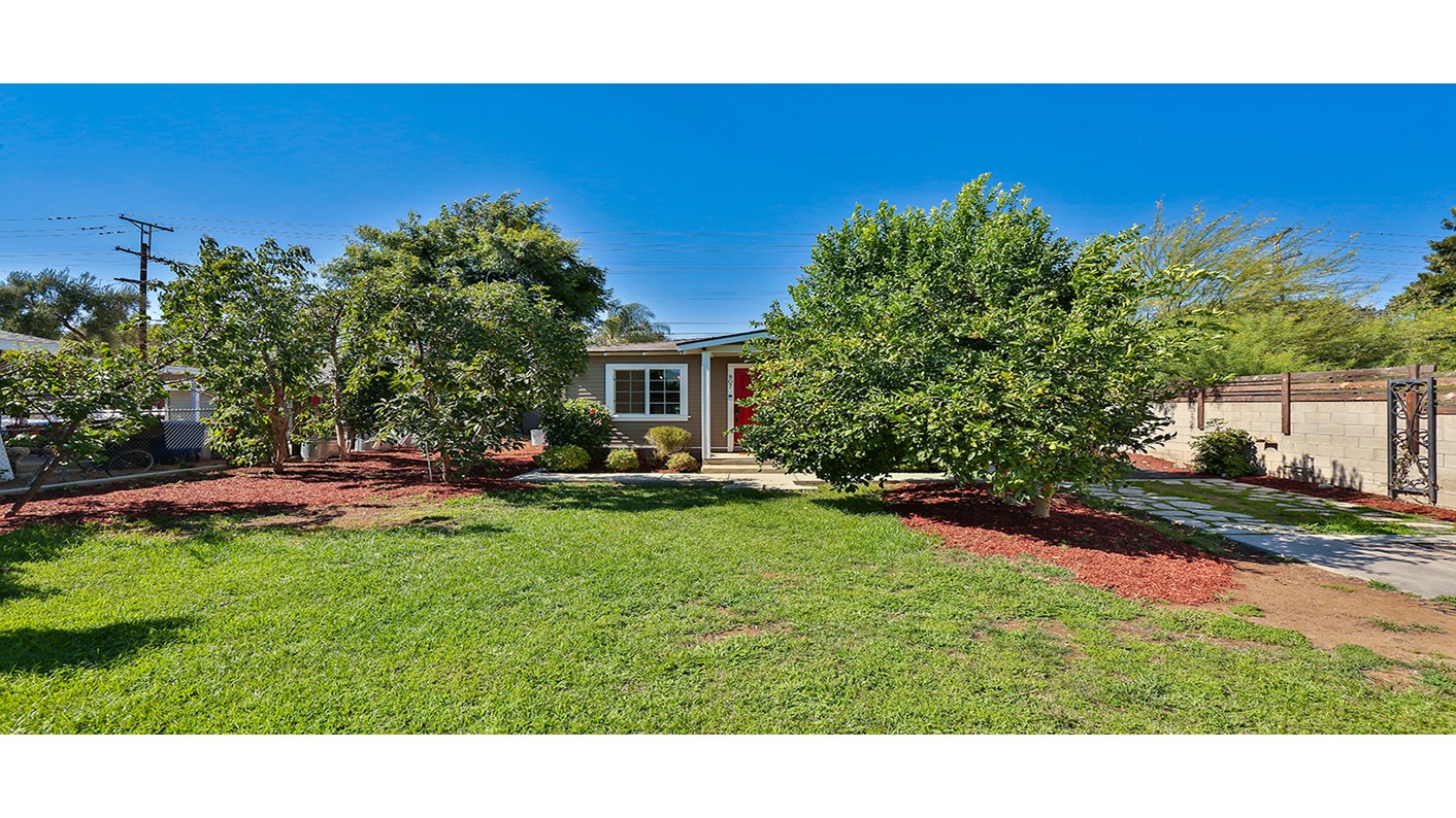 807 East I Street, Ontario, CA 91764