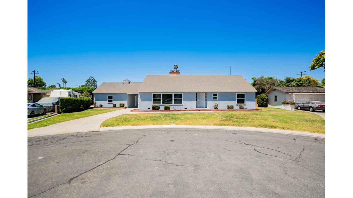 902 West Jade Way, Anaheim, CA 92805