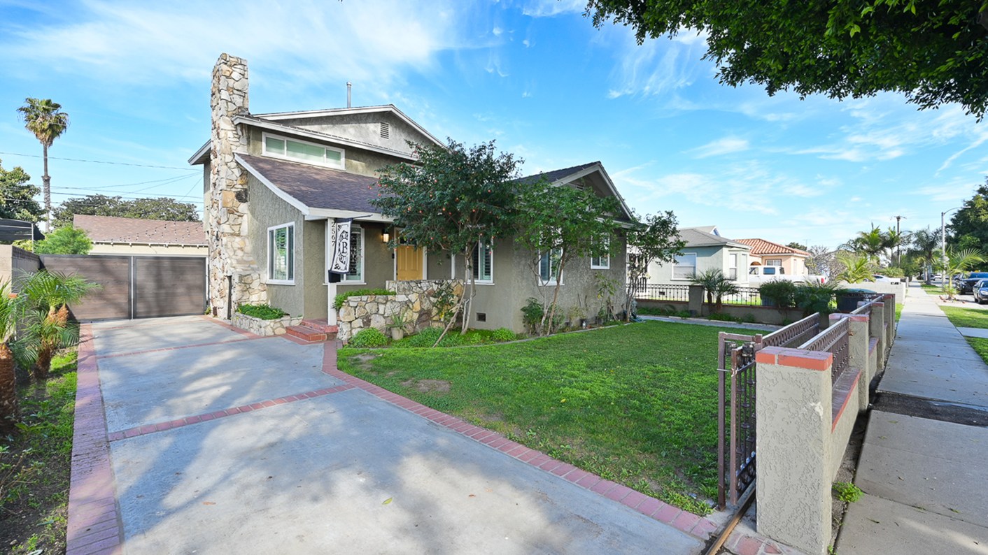 2567 East Washington Street, Carson, CA 90810