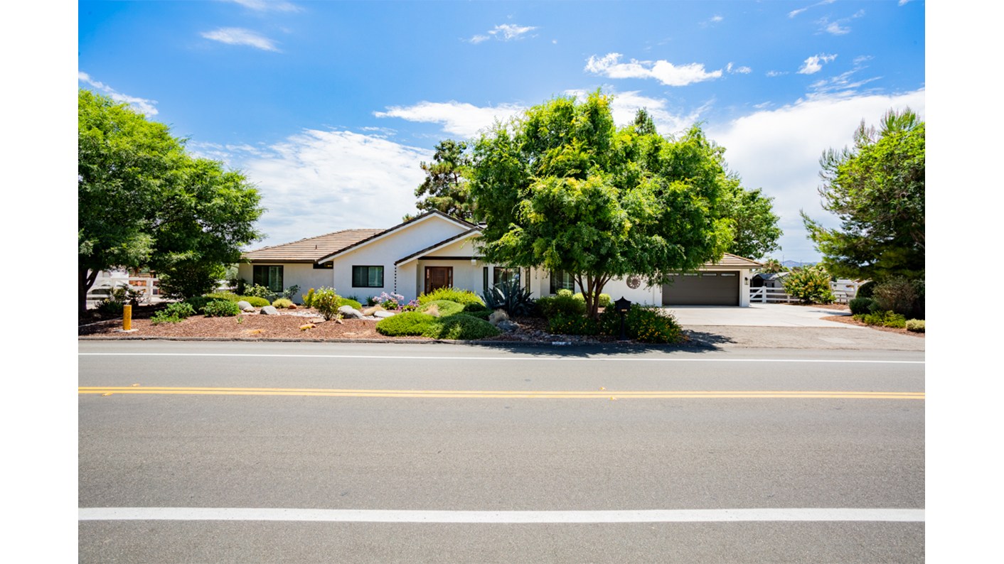 30745 Del Rey Road, Temecula, CA 92591