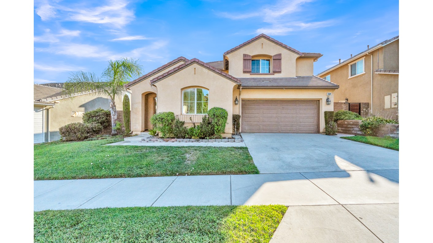 25406 Singleleaf Street, Corona, CA 92883