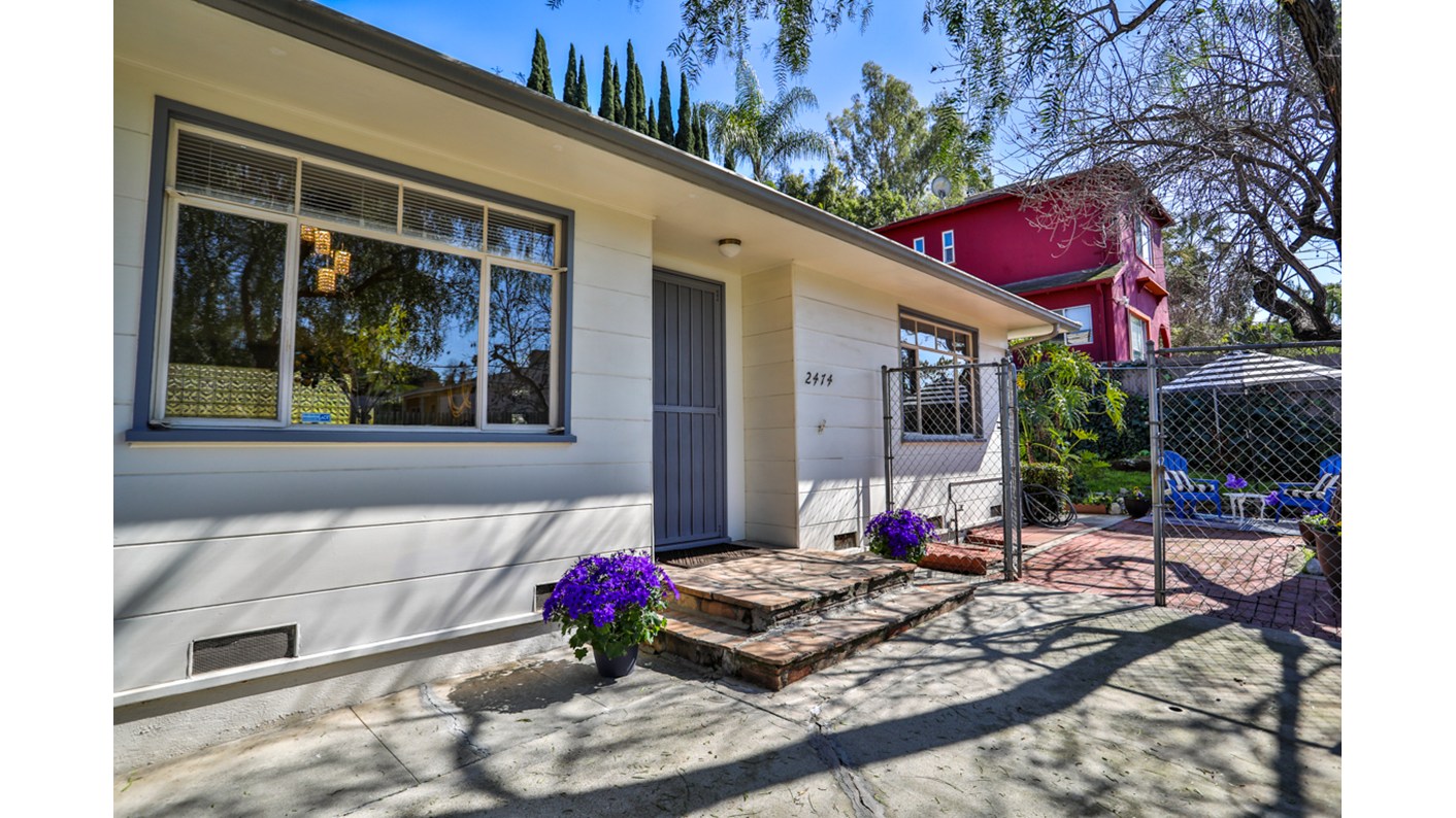 2474 Silver Lake Boulevard, Los Angeles , CA 90039