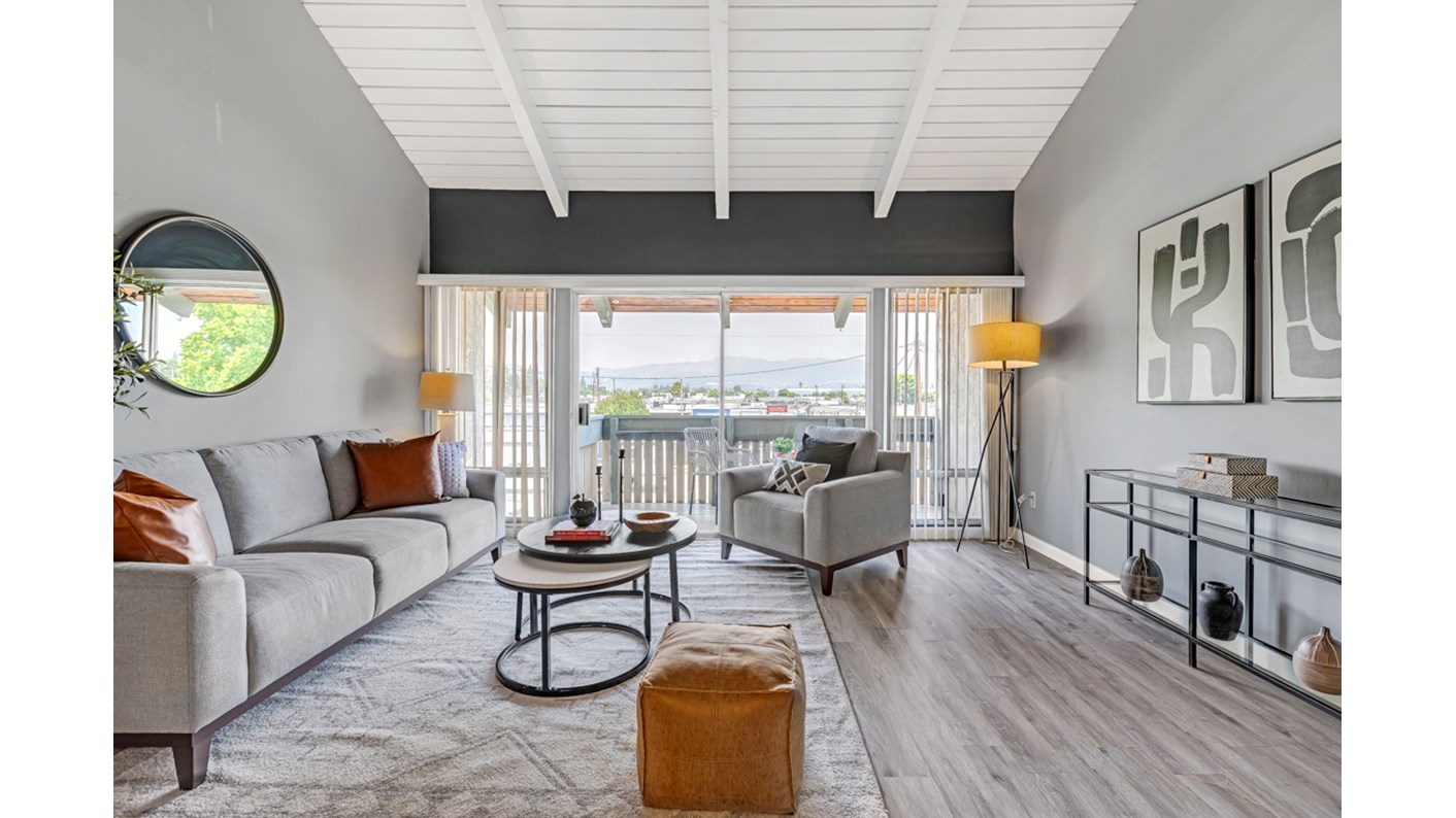 8601 International Avenue Unit 254, Canoga Park, CA 91304