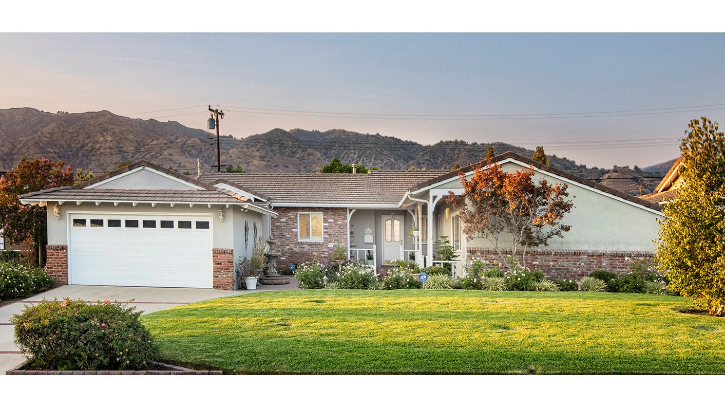 901 East Whitcomb Avenue, Glendora, CA 91741