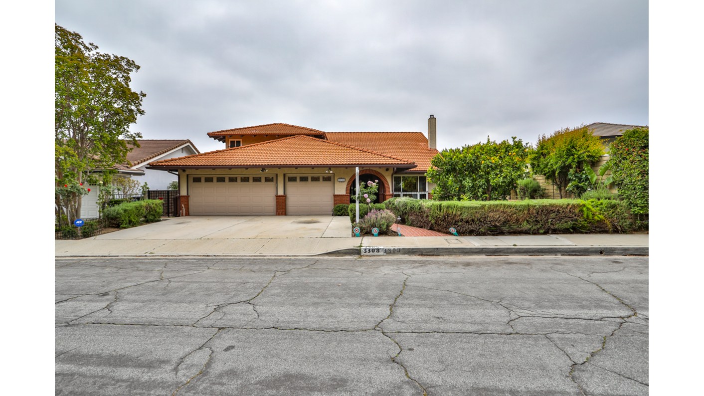 3308 North Lamer Street, Burbank, CA 91504