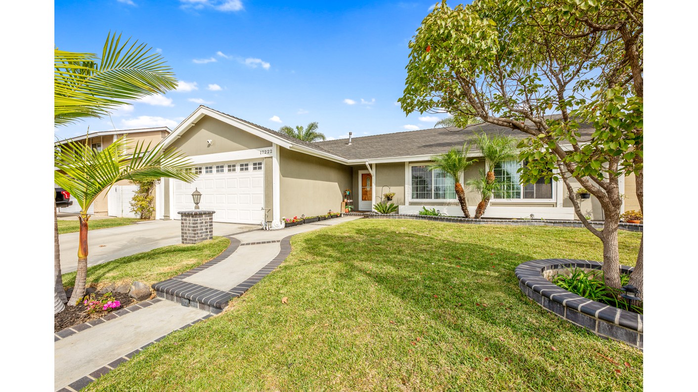 17222 Golden View Lane, Huntington Beach, CA 92647