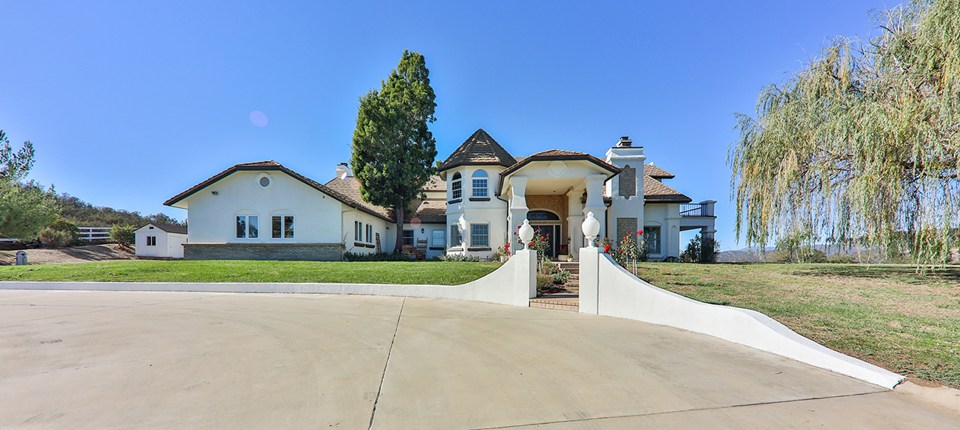 41205 Gallop Lane, Murrieta, CA 92562