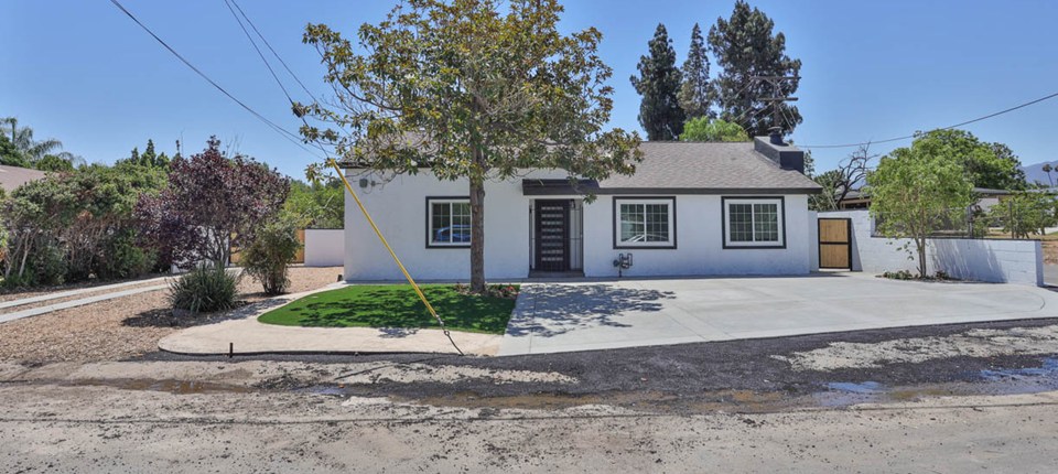 718 Barth Street, Corona, CA 92879