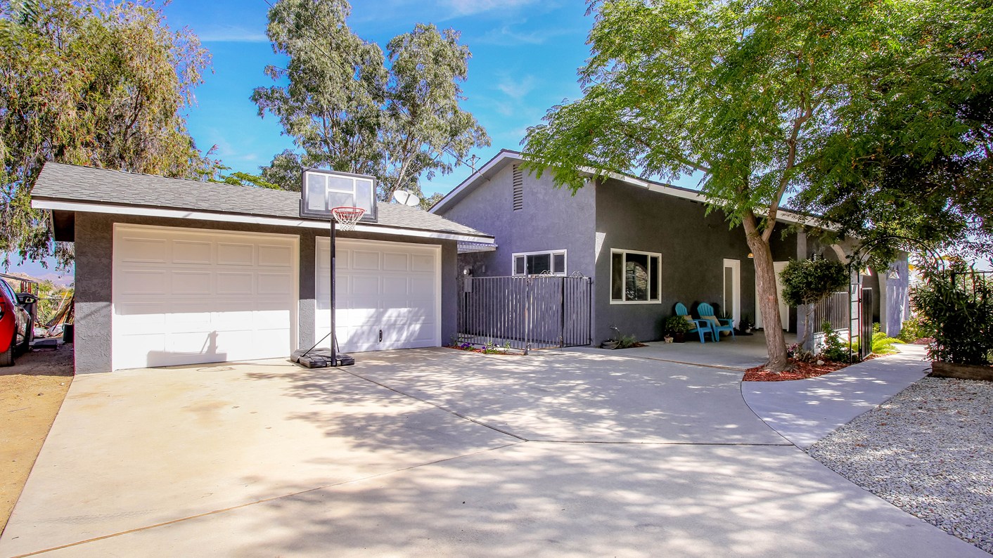 32305 Crooked Arrow Drive, Wildomar, CA 92595