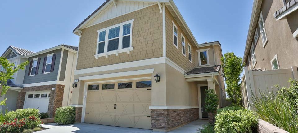 9 Silver Spruce Ct, Lake Forest, CA 92630