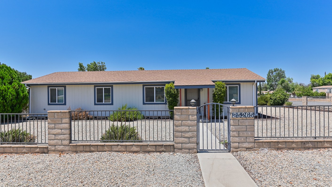 25265 Clemente Avenue, Homeland, CA 92548