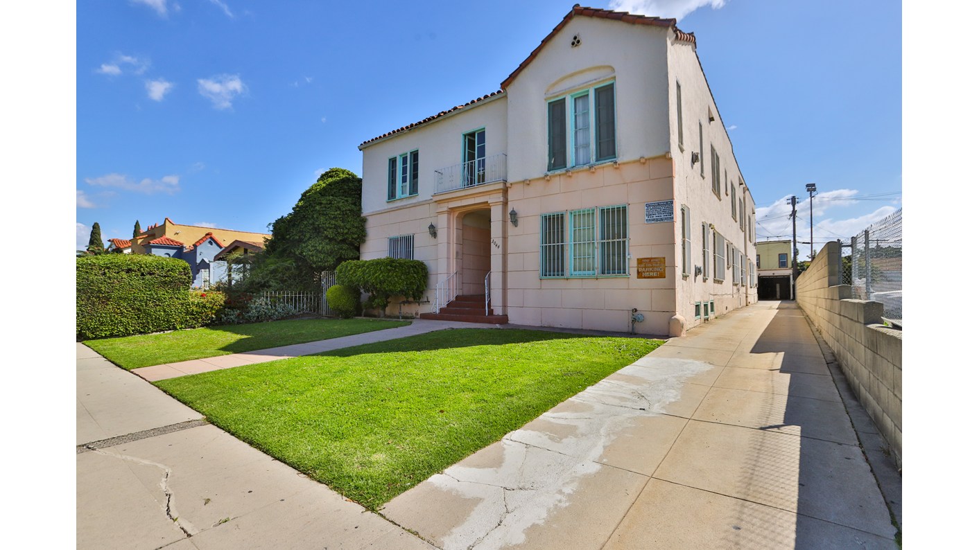 3044 Edgehill Drive, Los Angeles, CA 90018