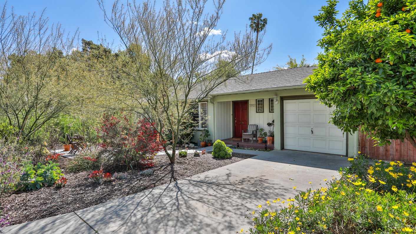 2992 Margaret Drive, Pasadena, CA 91107