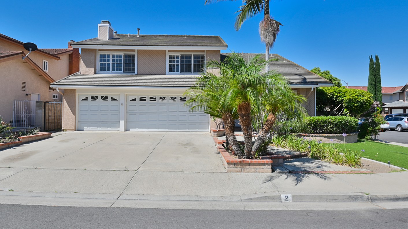 2 Champlain, Irvine, CA 92620