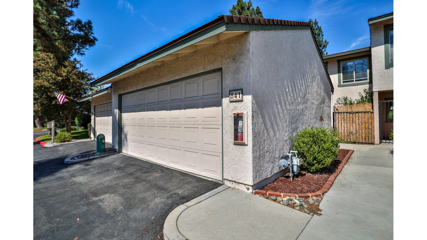 841 East Silver Maple Drive, Azusa, CA 91702