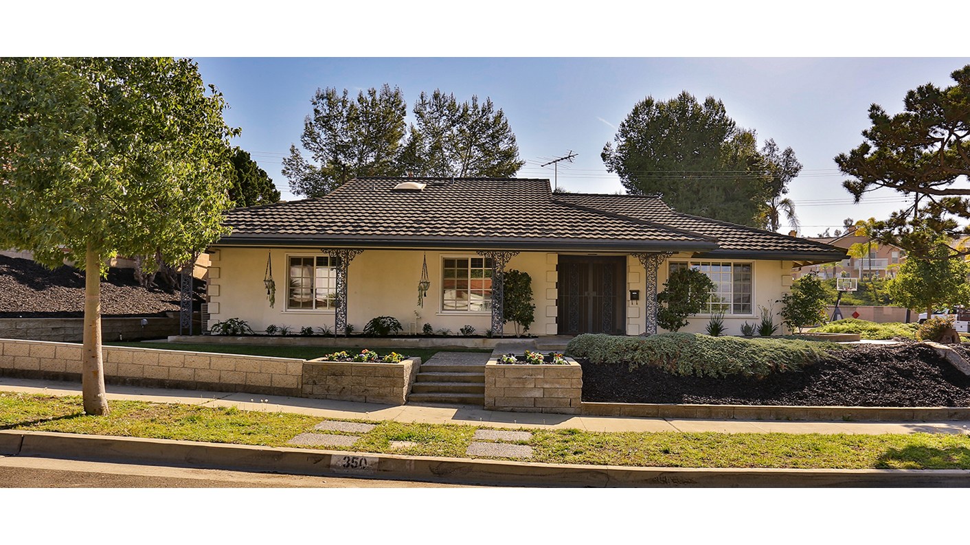 350 W. Country Hills Drive, La Habra, CA 90631