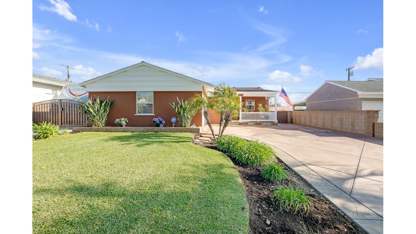 1050 East Renwick Road, Glendora, CA 91740