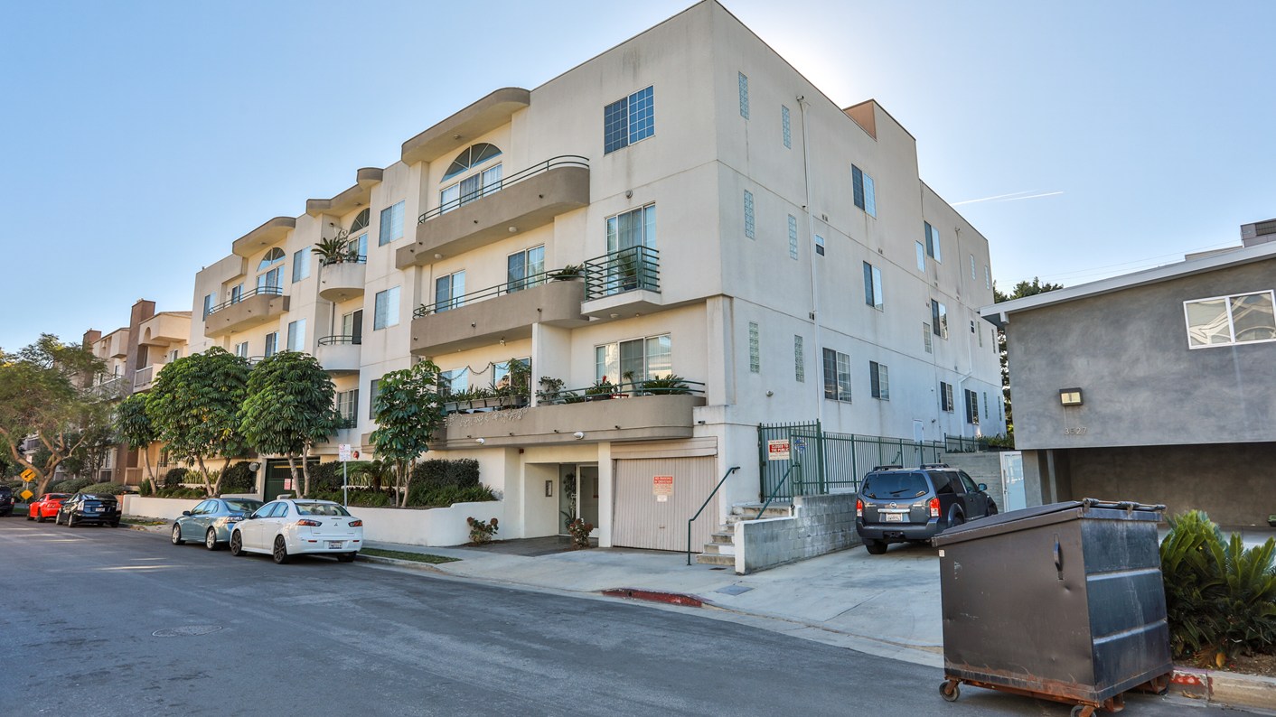 3535 Dunn Drive 108, Los Angeles, CA 90034