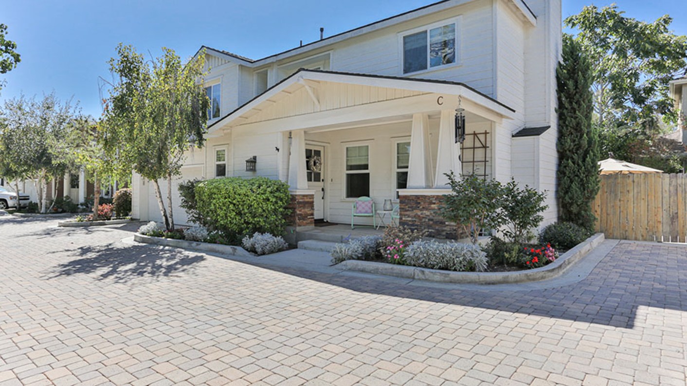 2463 Elden Avenue Unit C, Costa Mesa, CA 92627