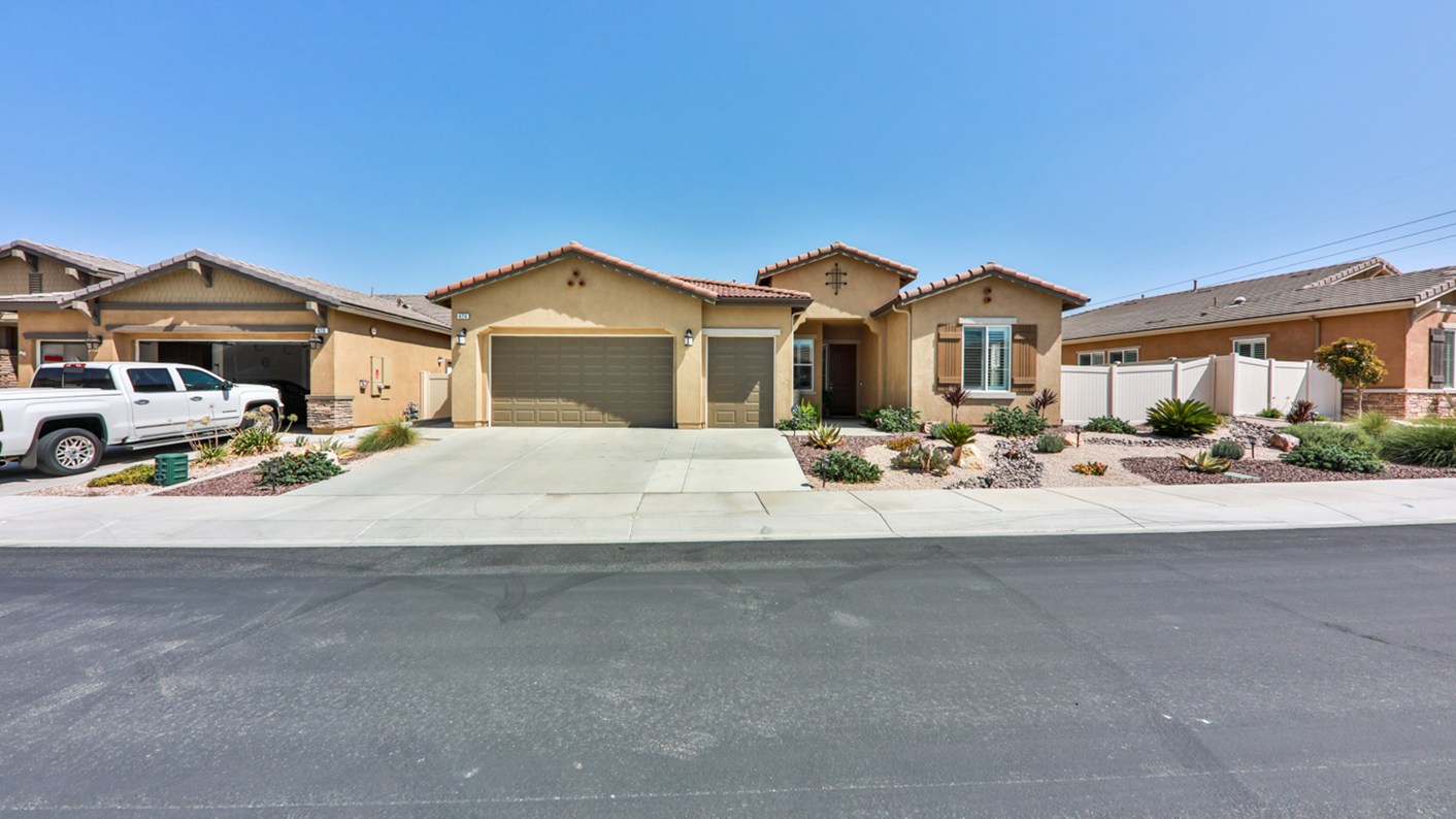 474 Diamond Peak, Beaumont, CA 92223