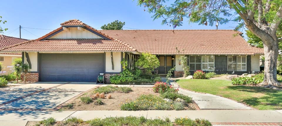 1121 E Greenville Dr, West Covina, CA 91790