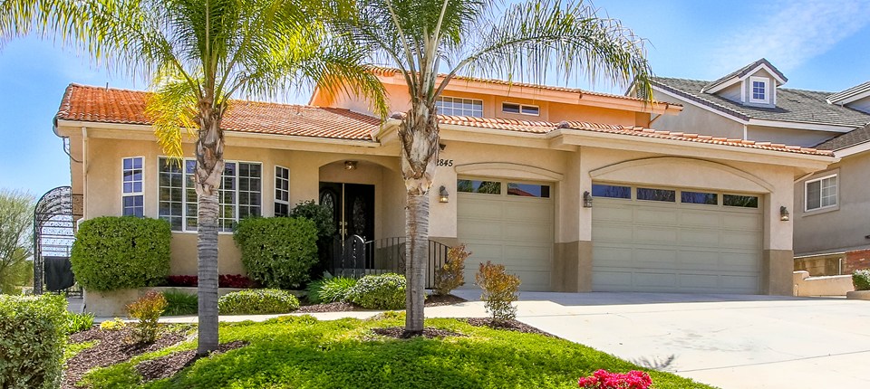 22845 Calcutta Drive, Canyon Lake, CA 92587