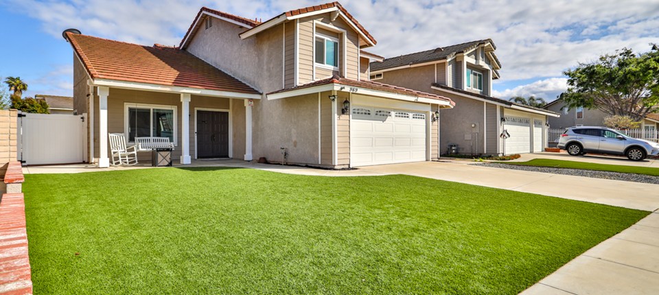 969 Hedges Drive, Corona, CA 92878