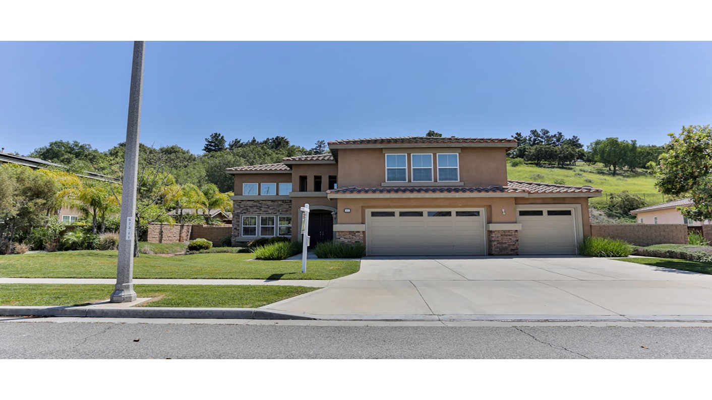 851 Ringdahl Circle, Corona, CA 92879