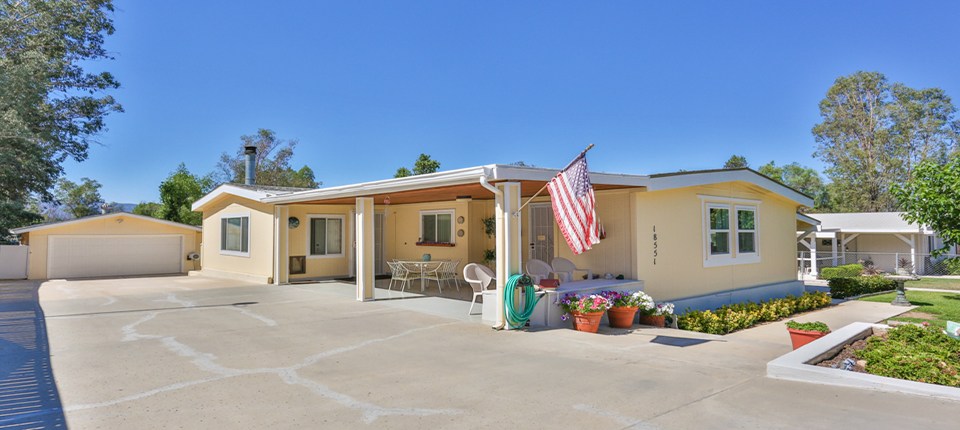 18551 Acacia Ave, Lake Elsinore, CA 92532