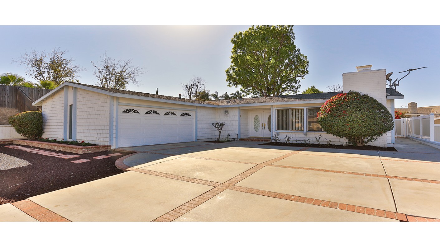 2098 Wren Avenue, Corona, CA 92879