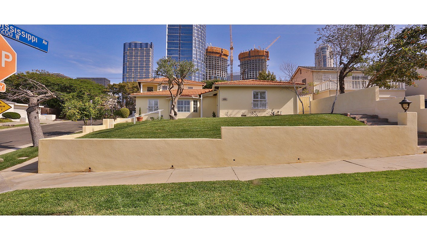 2002 Fox Hills Drive, Los Angeles, CA 90025