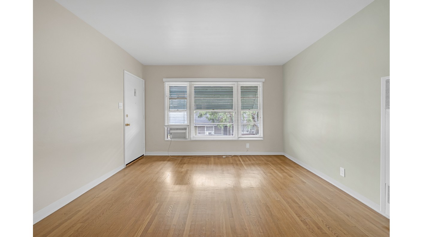 4766 Cartwright Avenue, Los Angeles, CA 91602